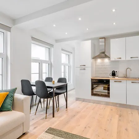 Lejlighed Designer - Prime Location For 4 Guests