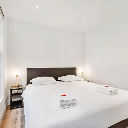 Designer - Prime Location For 4 Guests * Ghent
